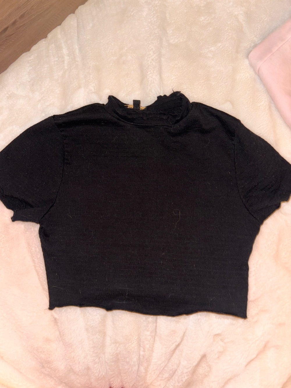Black Short Sleeve Ribbed Top